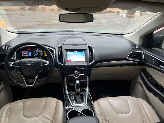 Ford Edge titanium image 9