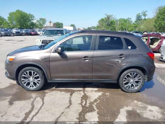MITSUBISHI OUTLANDER SEL image 11