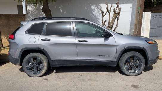 Jeep Cherokee Année 2017 image 2