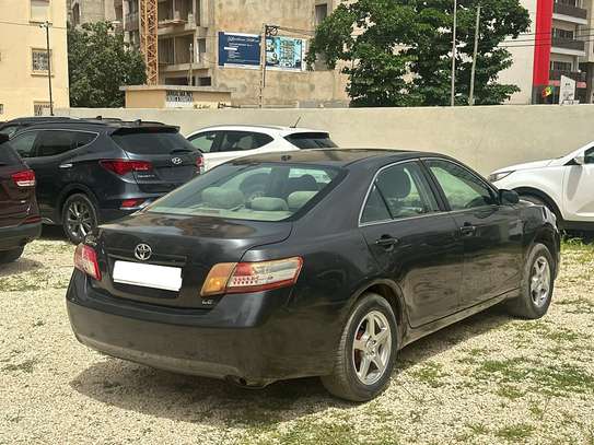 Toyota camry 2012 image 2