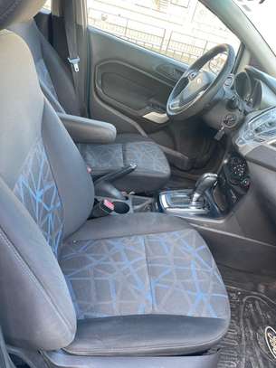 Ford Fiesta image 7