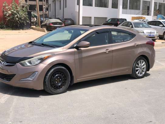 Huyndai Elantra image 9