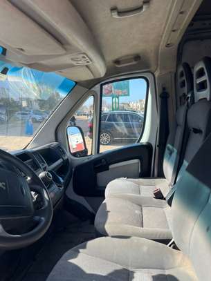 Peugeot Boxer XL Année 2012  Rien à signaler image 5