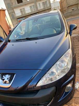 Peugeot 308 2010 image 2