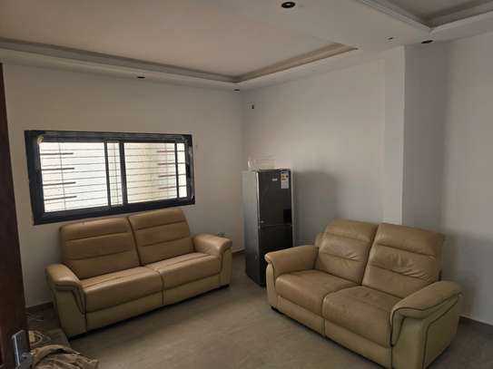 Particulier Vend Superbe villa a Saly R+1 image 10