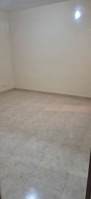 Appartement F4 à louer à la Zac Mbao image 8