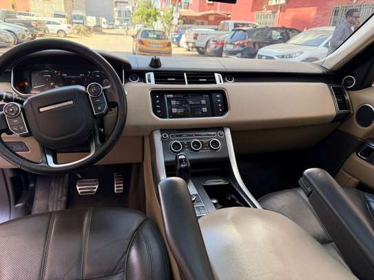 Belle Range Rover Sport HSE image 5