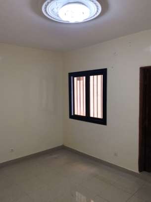 LUXUEUX STUDIO F2 SÉPARÉ À LOUER À DAKAR PLATEAU image 7