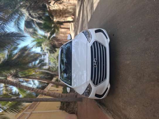 Hyundai elantra image 12
