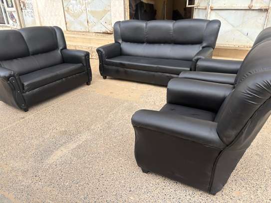 Salon 7 places vip image 2