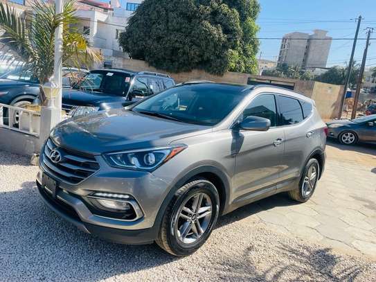 Hyundai Santa Fe sport 2017 image 2