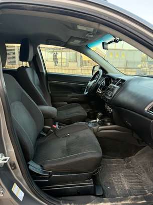 Mitsubishi image 8