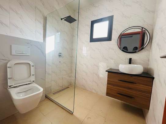Appartement de type F4 à louer Ngor Virage image 5