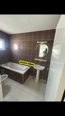 appartement spacieux aux almadies image 4