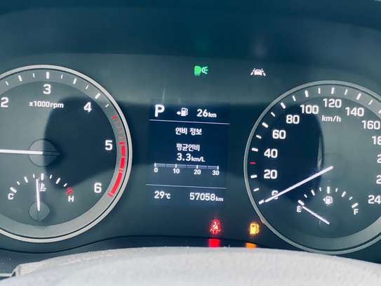 Hyundai image 9