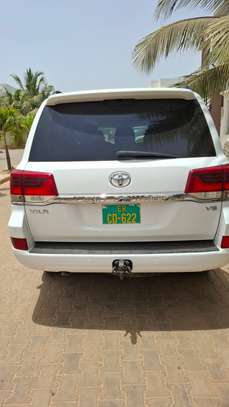 Vente véhicule Toyota V8 image 13