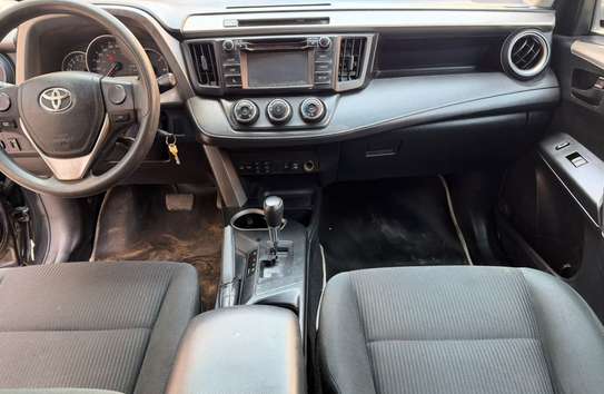 Toyota Rav4 2016 image 7