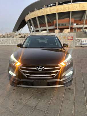 Hyundai Tucson version 4/4 image 1