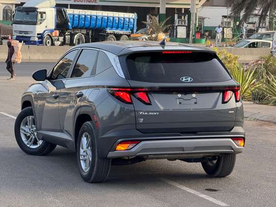 Hyundai Tucson année 2025 essence automatique image 6