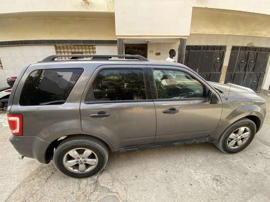 Ford Escape XLT image 5