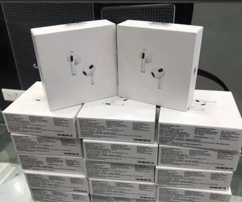 AirPods 3 image 1