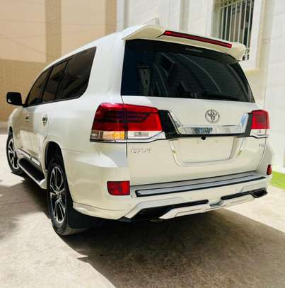 Toyota lane cruiser image 11