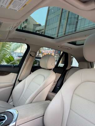 Mercedes GLc 300 image 10