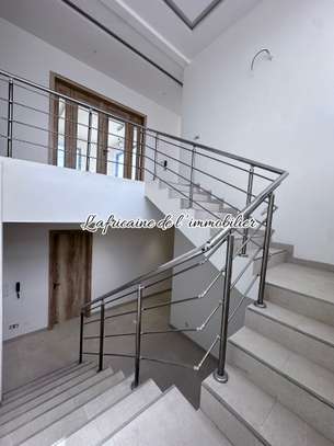 Appartement Duplex F4 à louer – Mermoz image 14