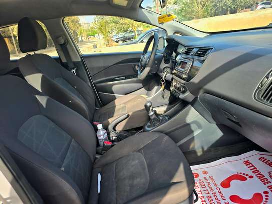 Kia Rio  2017 image 5