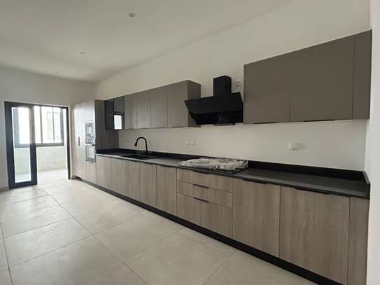 Bel appartement aux Almadies proche Casino Dakar City image 3