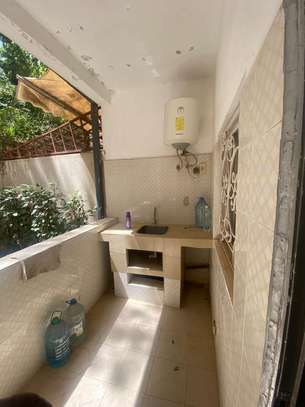 Un Appartement F3 à louer à Ngor Diarama image 12