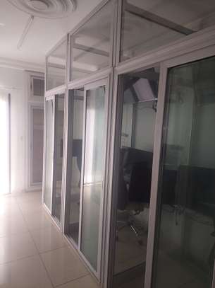 Box call center alu vitré double vitrage image 2