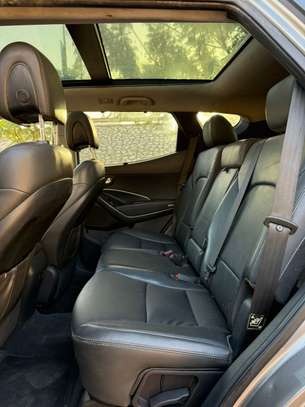 Hyundai santa fe image 10