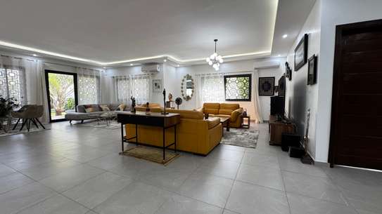 À Louer : Magnifique Maison 4 Chambre à Nguérine image 4