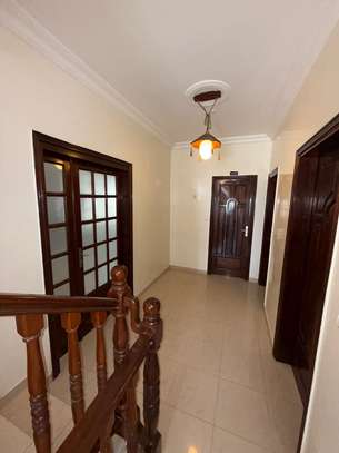VILLA R+1 A LOUER image 4