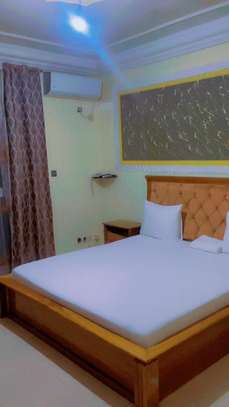 De jolies chambres meublées à louer image 3