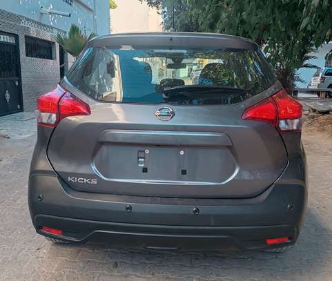 NISSAN KICKS 2020 image 11