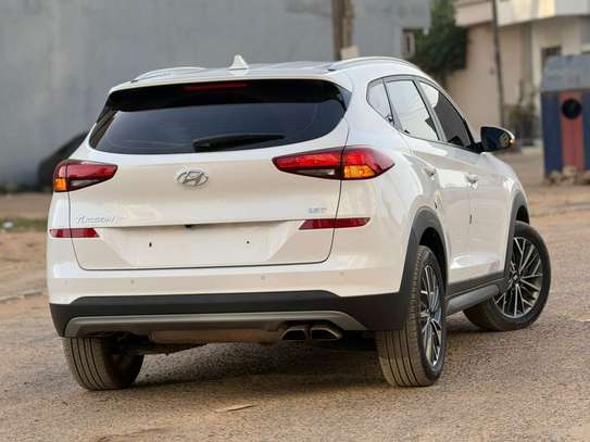 HUNDAI TUCSON  2019 image 2