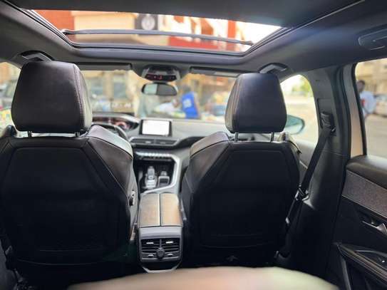 Peugeot 3008  2019 image 13