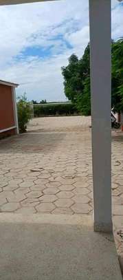 Villa à Mbour à vendre image 5