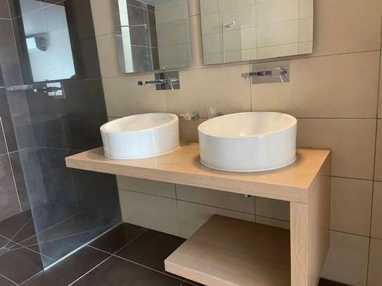 Bel appartement  type F4 à Fann Residence image 1