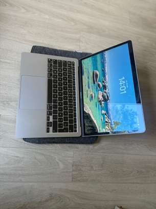 MacBook Air M1 2020 image 3