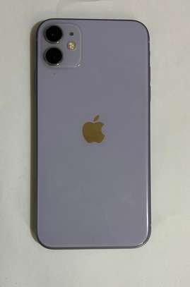 iPhone 11 simple 64 image 1