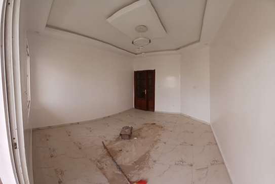 Appartements F3 à louer à la zone de Recasement image 9