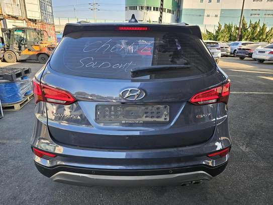 Hyundai Santa fe 2017 image 3
