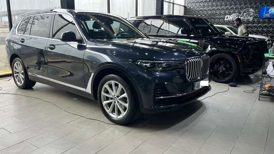 BMW X7 2022 image 1