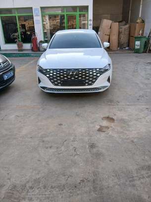 HYUNDAI GRANDEUR 2020 image 1