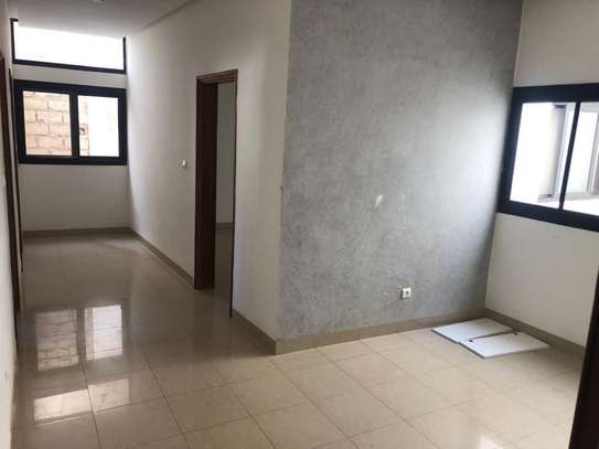Appartement 3 chambres salon ouest foire image 2