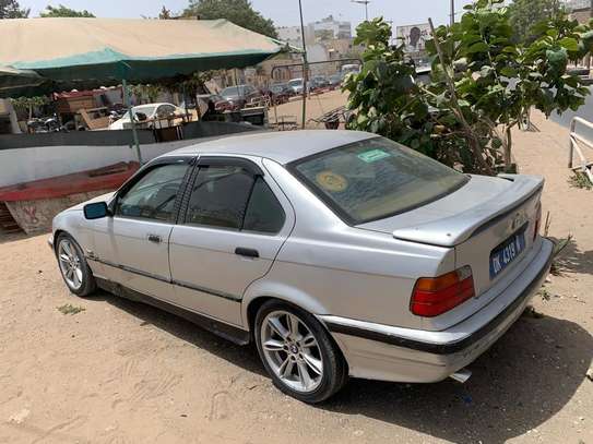 BMW M3 image 2