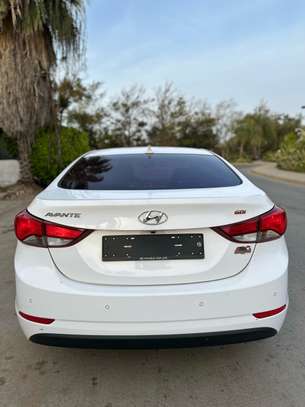 Hyundai avante image 13